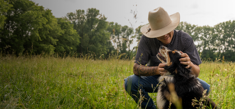 Promo banner with text, get tail-wagging prices on dog essentials. Shop now. 